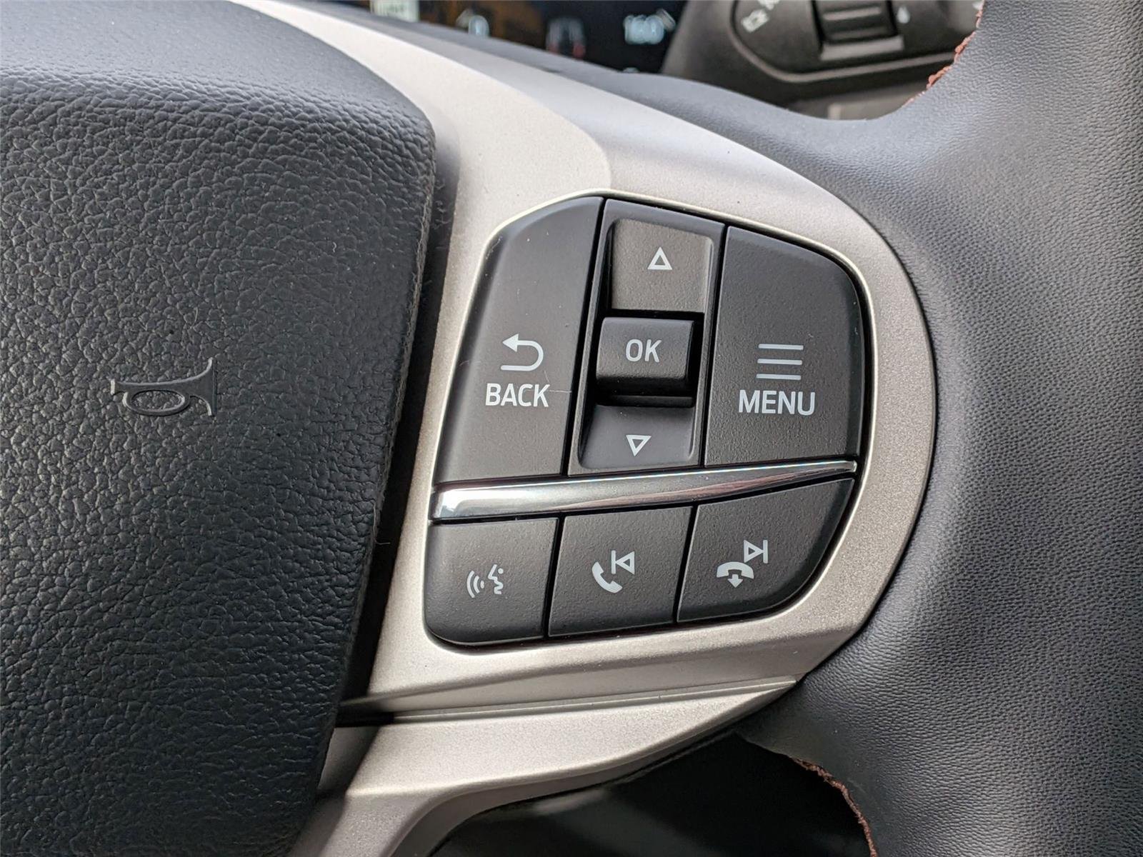 New 2026 Carbonized Gray Metallic Ford Active image 19