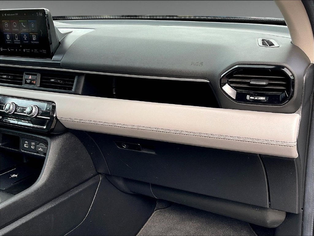 Used 2024 Silver Honda Touring image 13