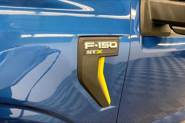 Used 2024 Atlas Blue Metallic Ford STX image 11