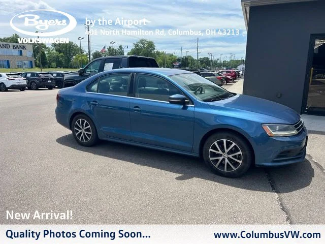 Used 2017 Blue Volkswagen 1.4T SE image 1