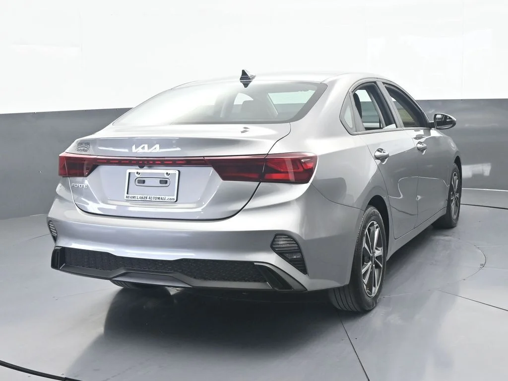 Used 2024 Steel Gray Kia LXS image 5