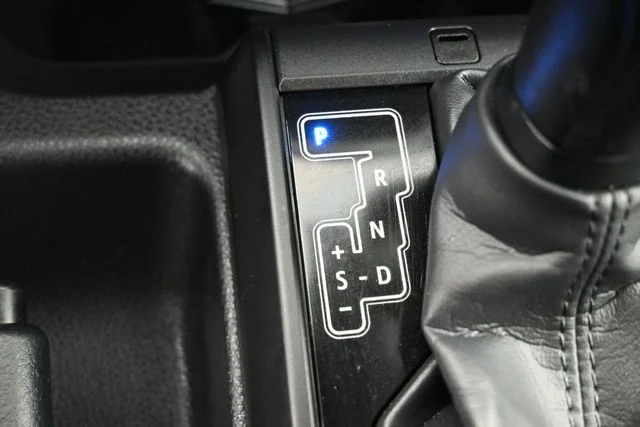 Used 2023 White Toyota SR image 25