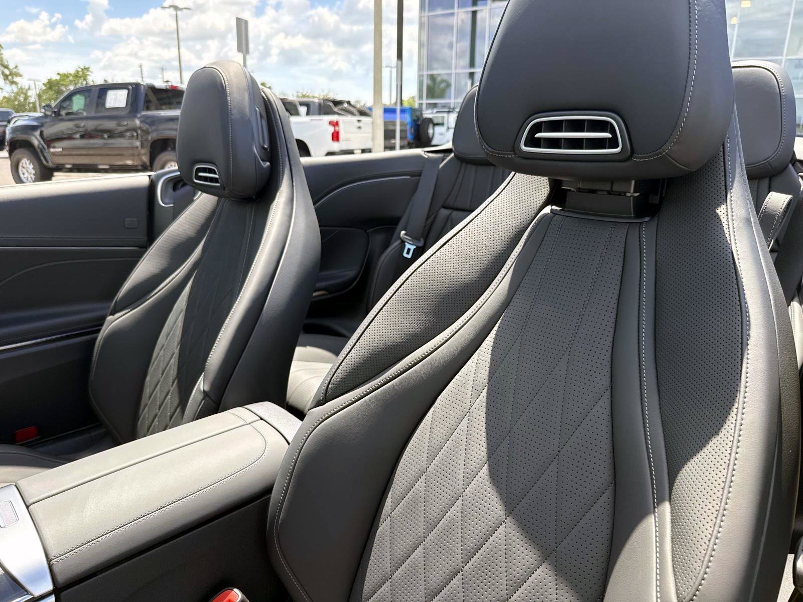 New 2027 Moonlight White Mercedes-Benz AMG®  53 4MATIC+ Cabriolet image 10