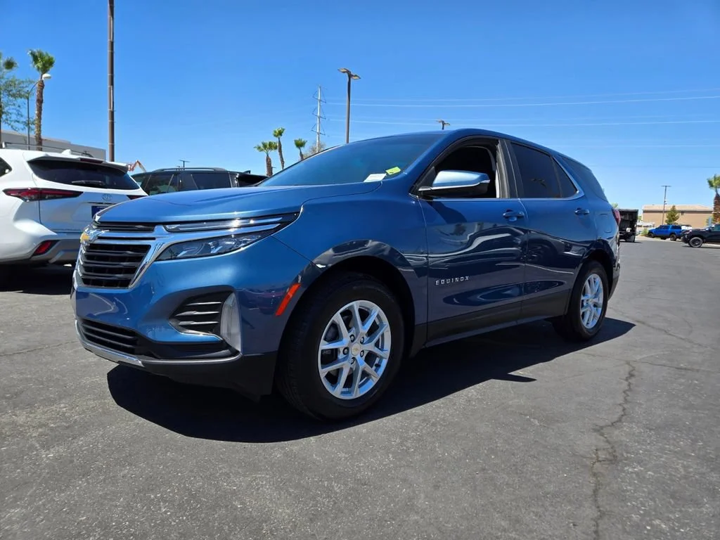 Used 2024 Lakeshore Blue Metallic Chevrolet LT image 2