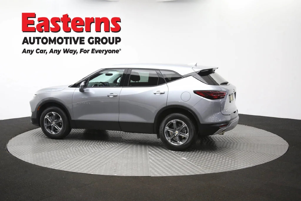 Used 2025 Gray Chevrolet LT image 65