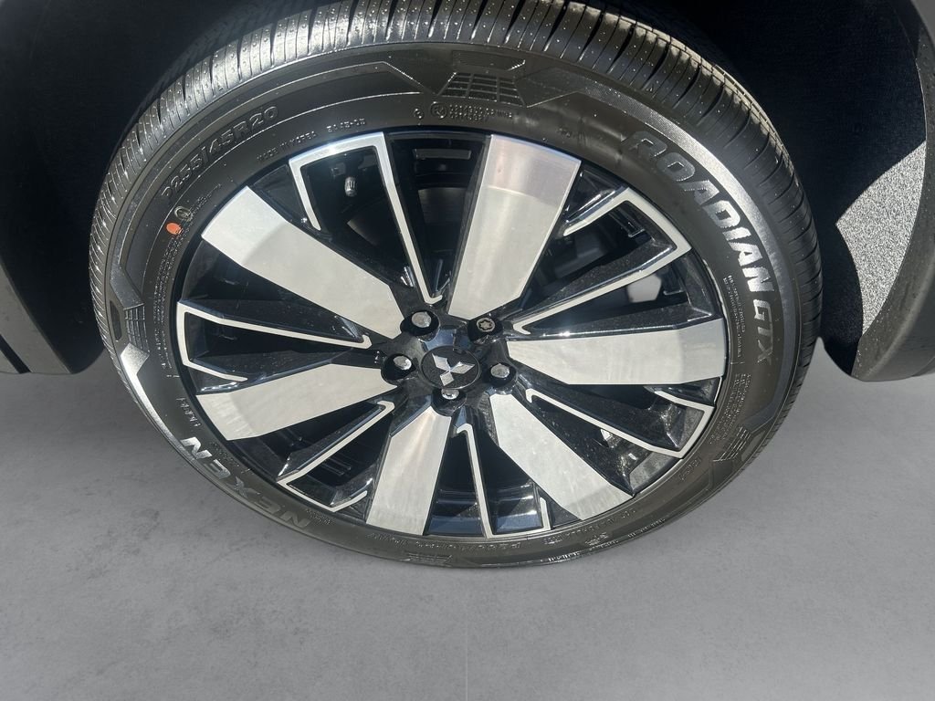 New 2026 GRAPH GRY Mitsubishi SE image 33