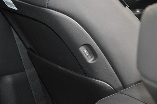 New 2026 White Hyundai Blue SEL Premium 7P image 66