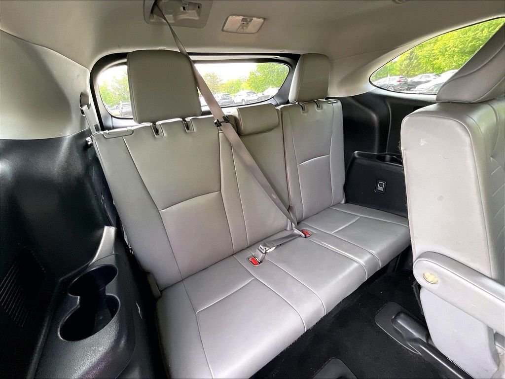 Used 2020 Blue Toyota XLE image 17