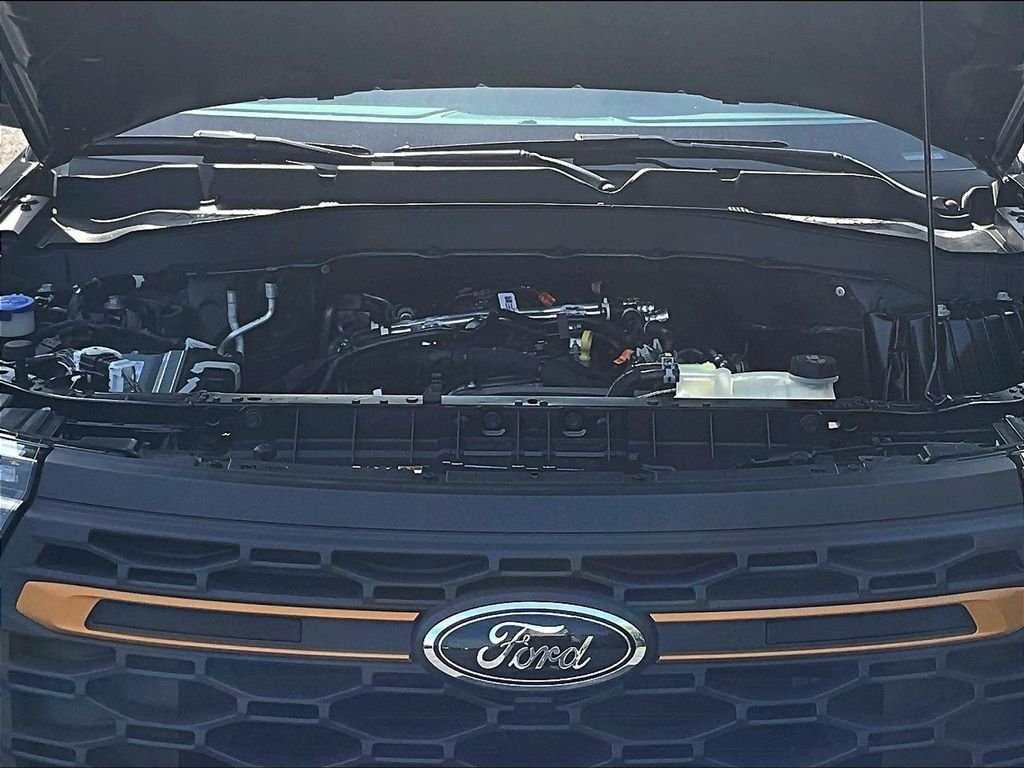 New 2026 Agate Black Metallic Ford Tremor image 12