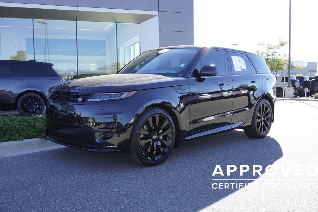 Certified Used 2025 Black Land Rover Dynamic SE image 3