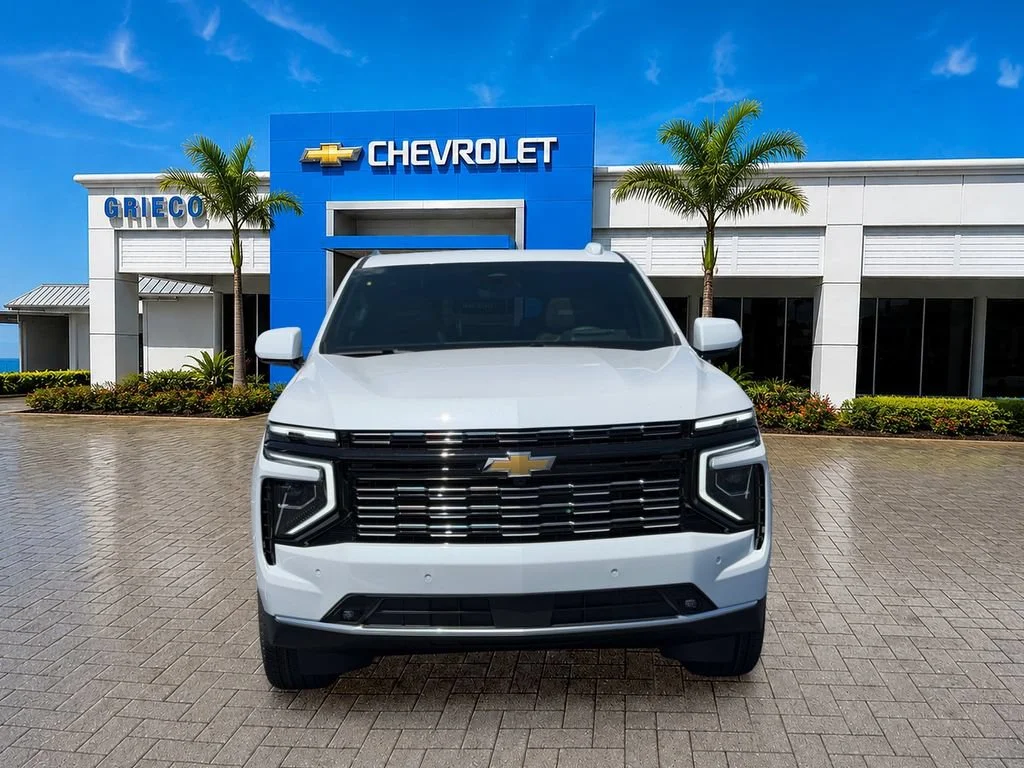 New 2026 Polar White Tricoat Chevrolet High Country image 2
