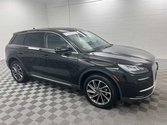 Used 2023 Infinite Black Metallic Lincoln Standard image 4