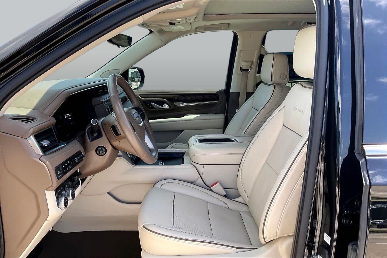 Used 2022 Onyx Black GMC Denali image 8