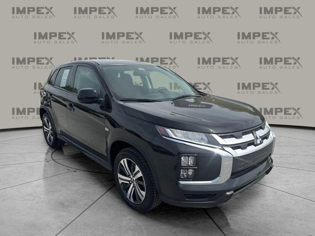 Used 2024 Black Mitsubishi 2.0 ES image 7