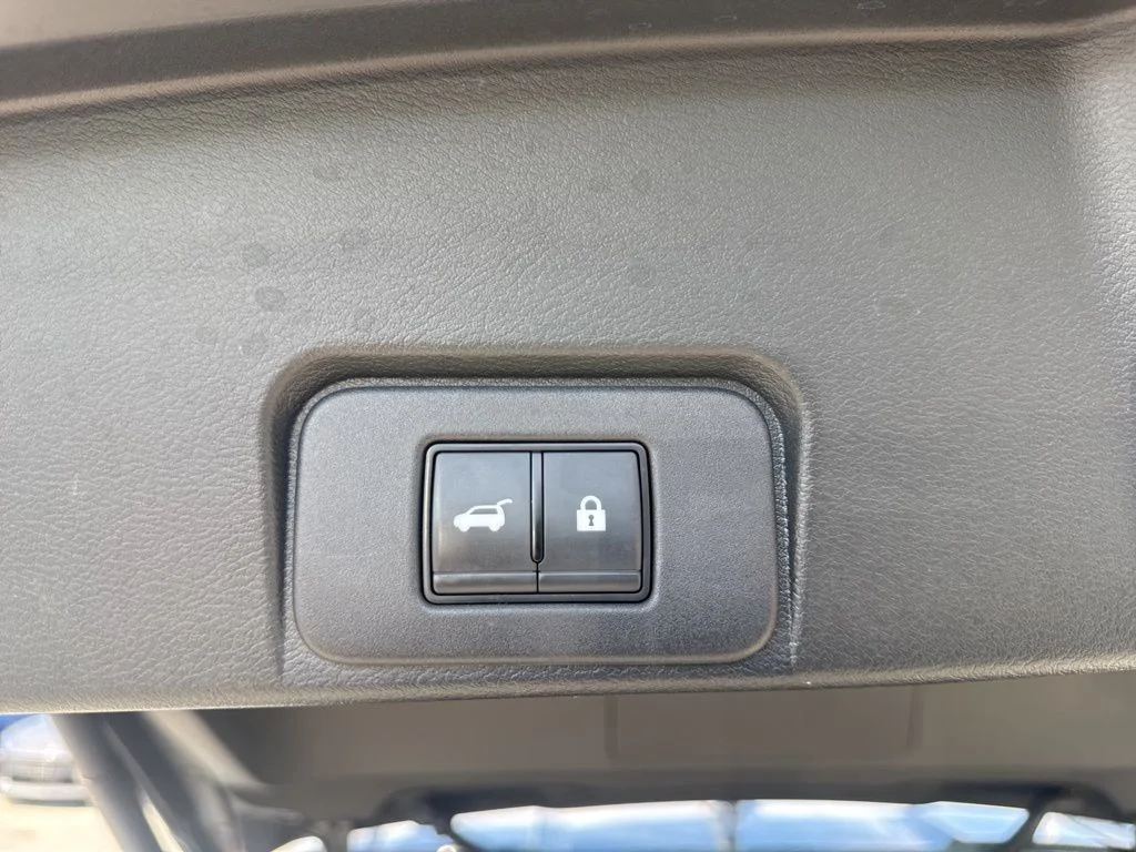 Used 2023 Gray Nissan SL image 31