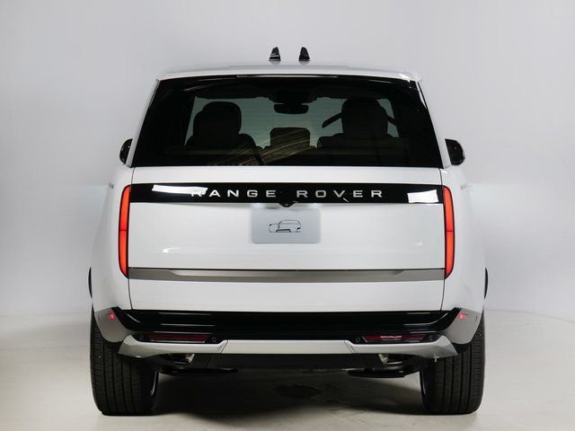 New 2026 Fuji White Land Rover SE image 7