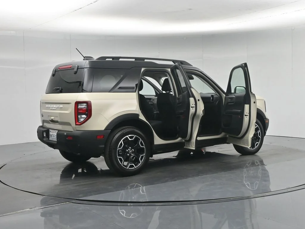 Certified Used 2025 Beige Ford Outer Banks image 6