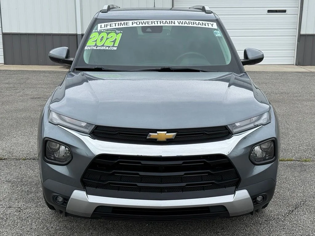 Used 2021 Gray Chevrolet LT image 2