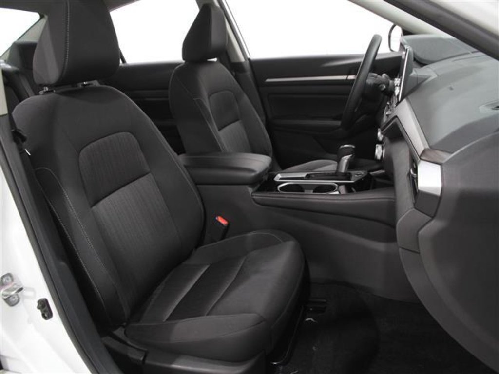 2023 Nissan Altima SV - Photo 15