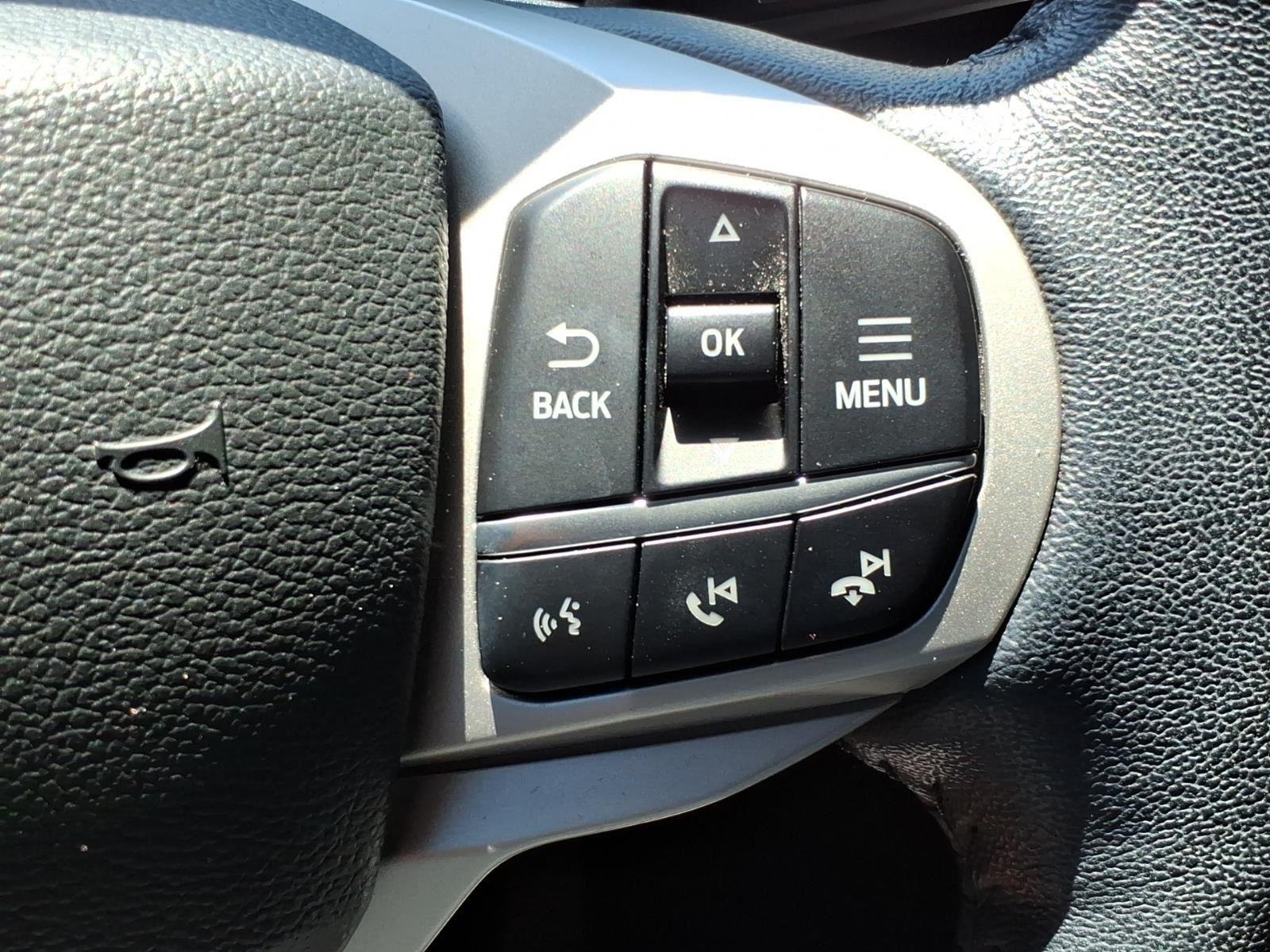 Used 2022 Star White Metallic Tri-Coat Ford XLT image 15