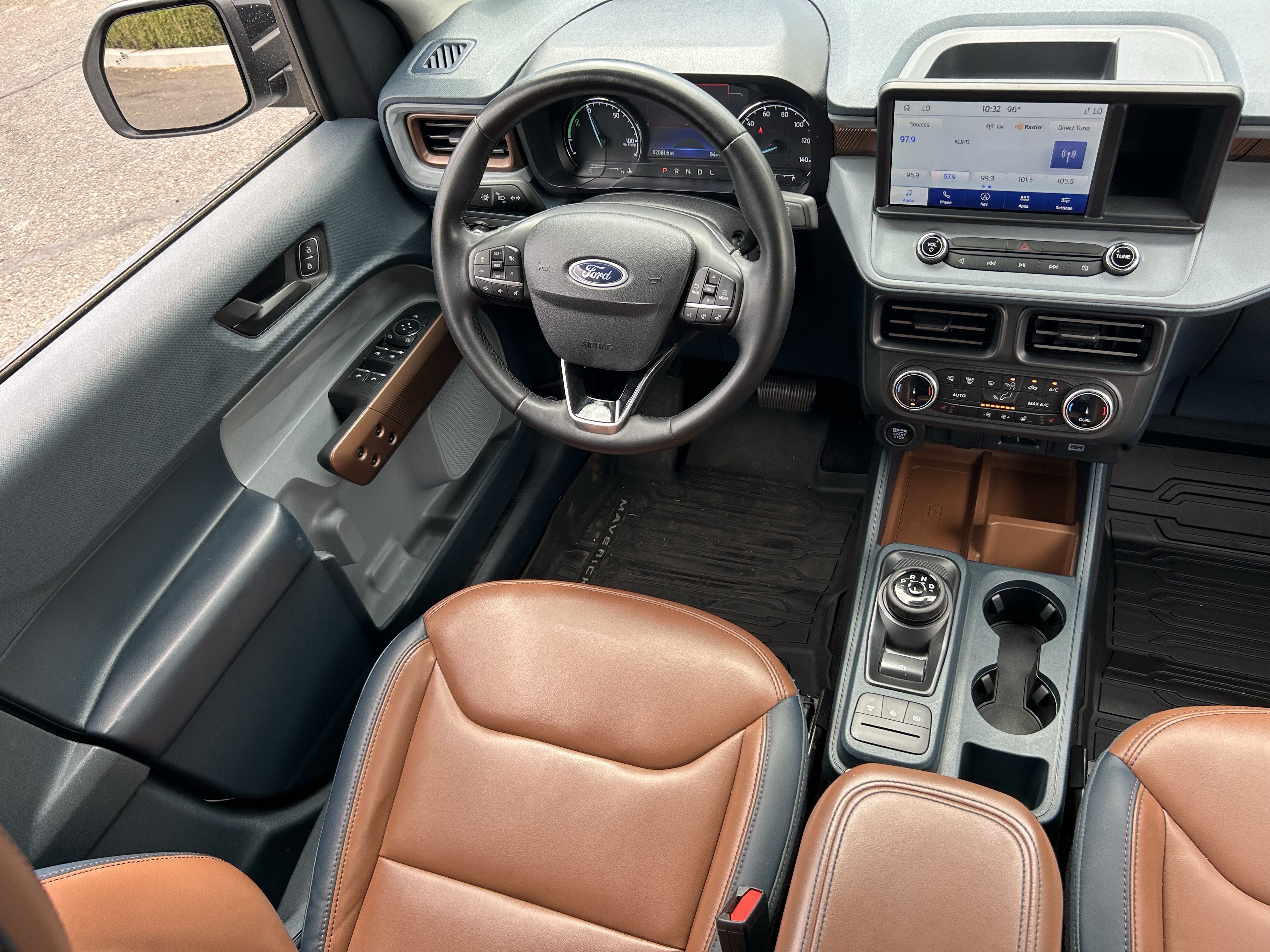 Used 2024 Oxford White Ford LARIAT image 12