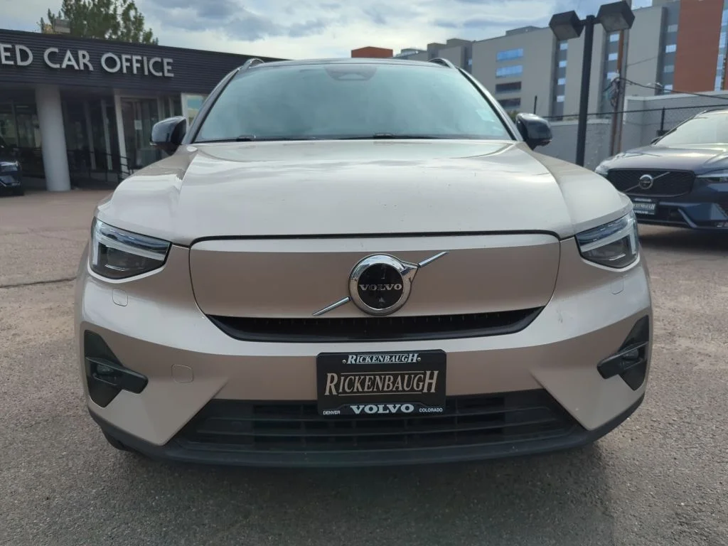 Certified Used 2023  Volvo Ultimate image 2