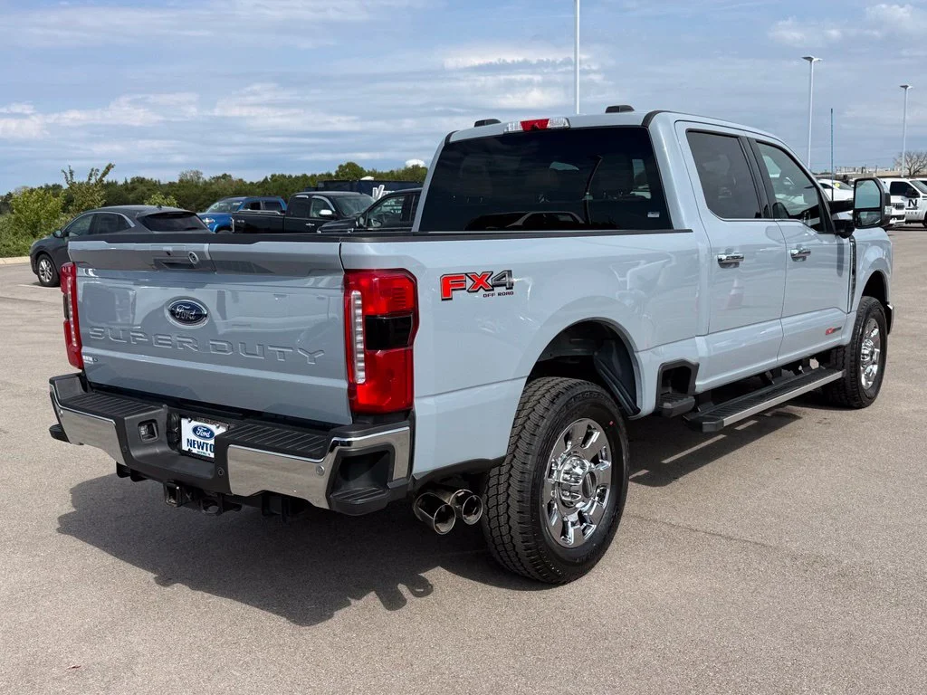 Used 2025 Gray Ford Lariat image 35
