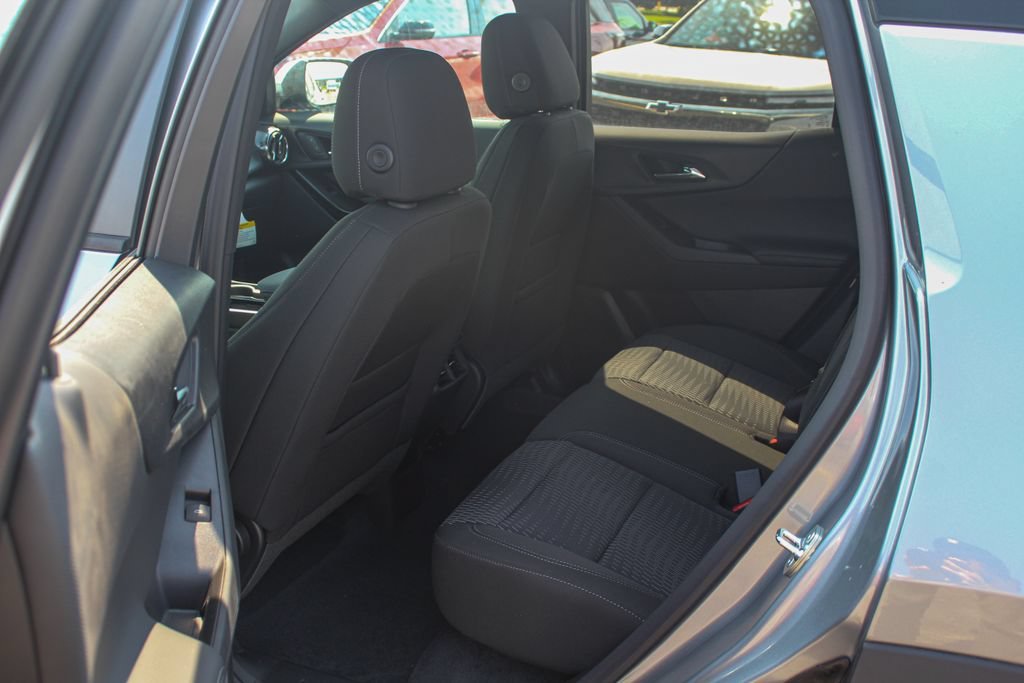 2027 Chevrolet Equinox LT - Photo 15