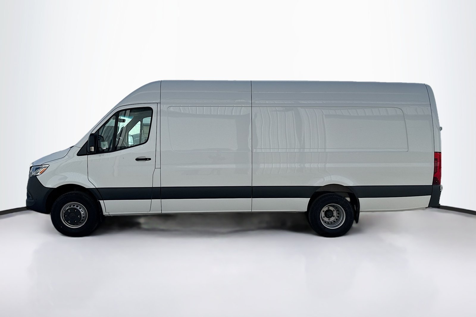 New 2026 Arctic White Mercedes-Benz  image 8