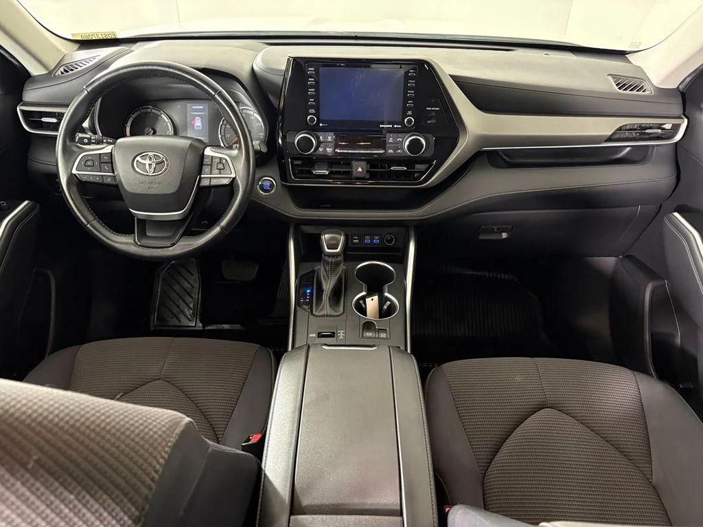 Used 2022 Beige Toyota LE image 33