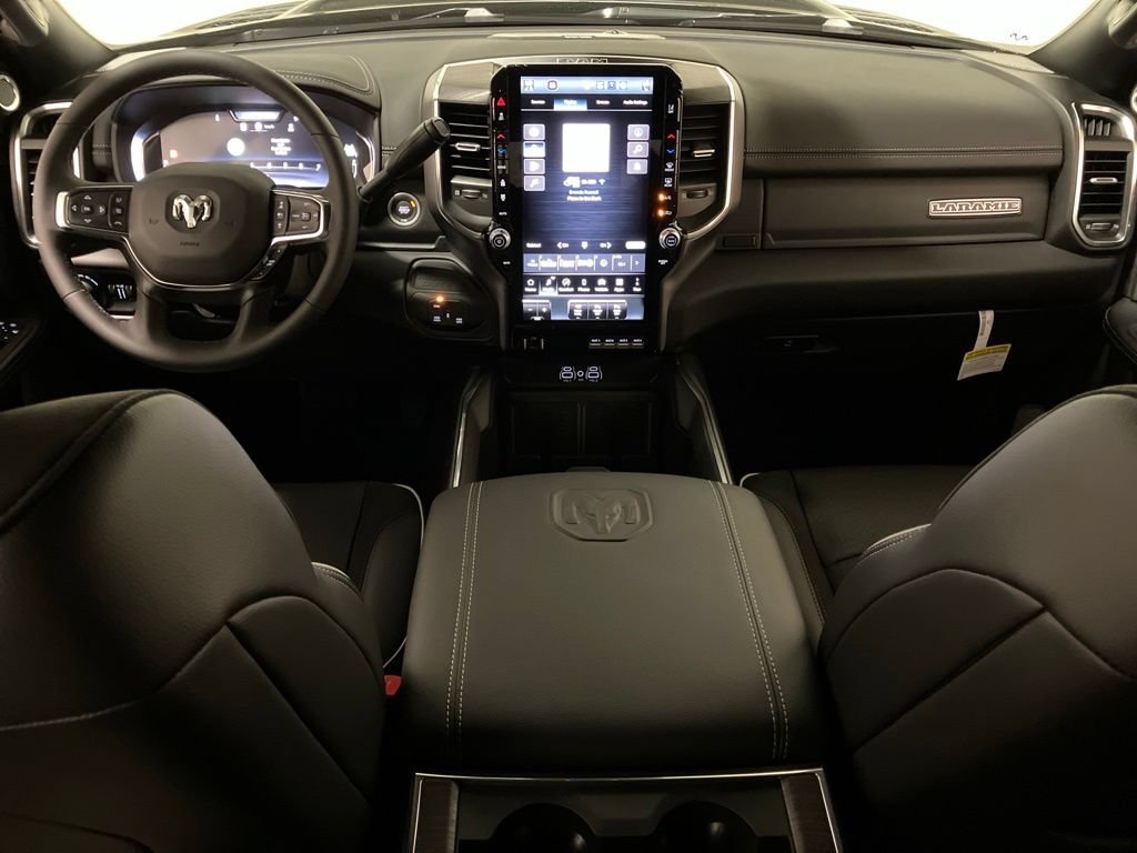 New 2026 Diamond Black Crystal Pearl-Coat Exterior Paint RAM Laramie image 2