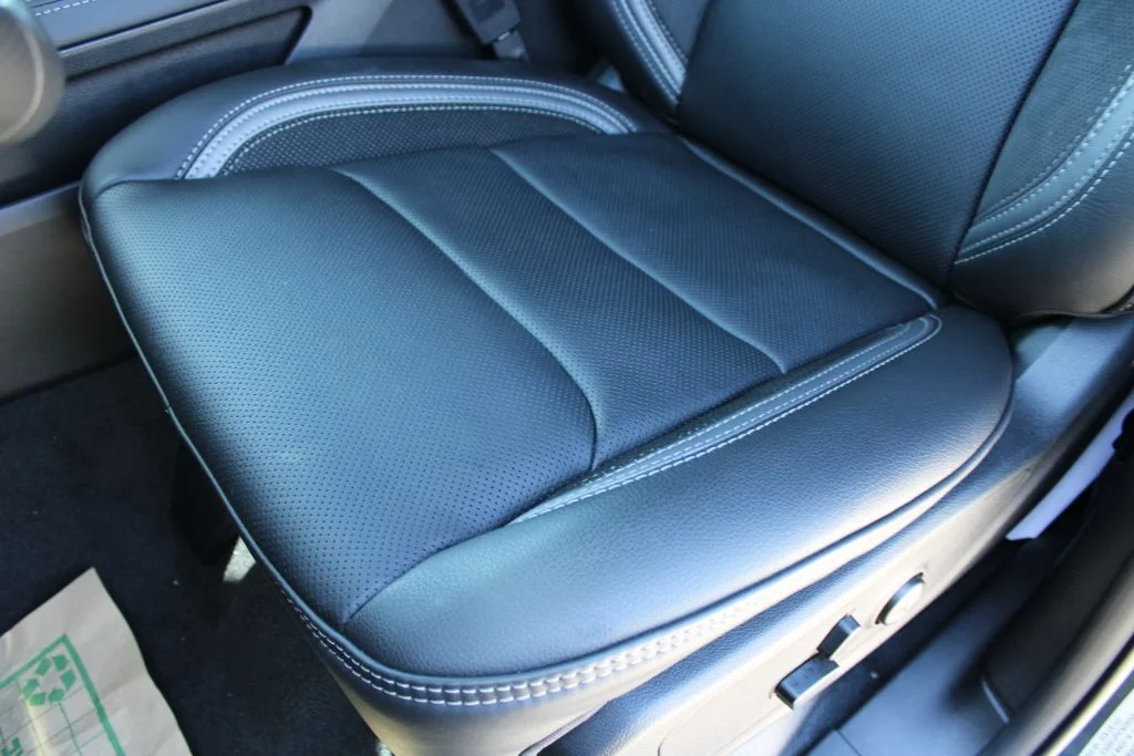 New 2026 Forged Blue Metallic Exterior Paint Ram RHO image 16