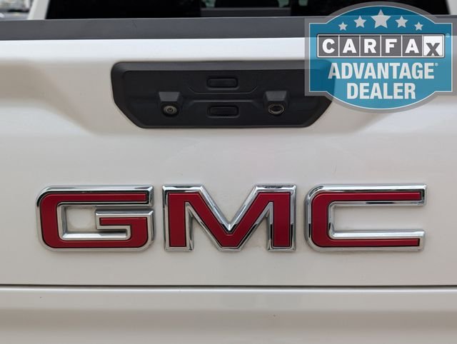 Used 2023 WHITE FROST TRICOAT GMC Denali image 41