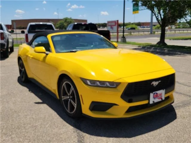 Used 2024 Yellow Splash Metallic Tri-Coat Ford EcoBoost Premium image 6