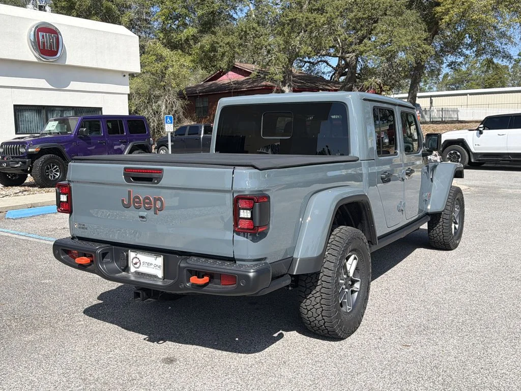 New 2026 Anvil Clear-Coat Exterior Paint Jeep Mojave X image 4