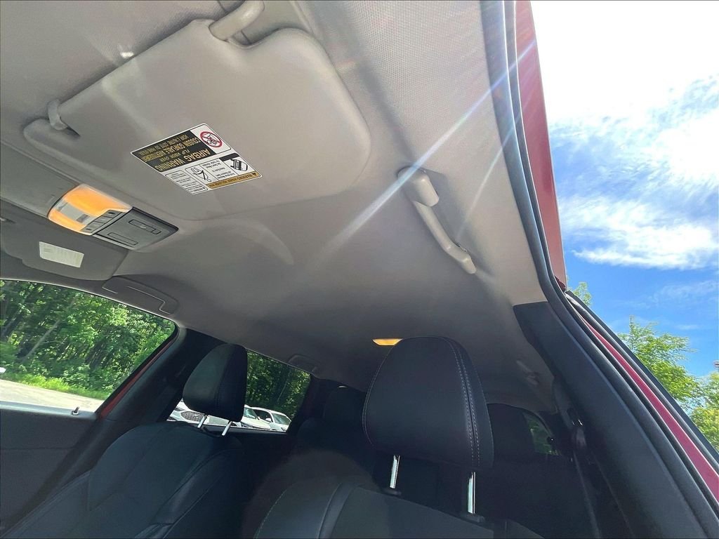 Used 2024 Red Mitsubishi SE image 7