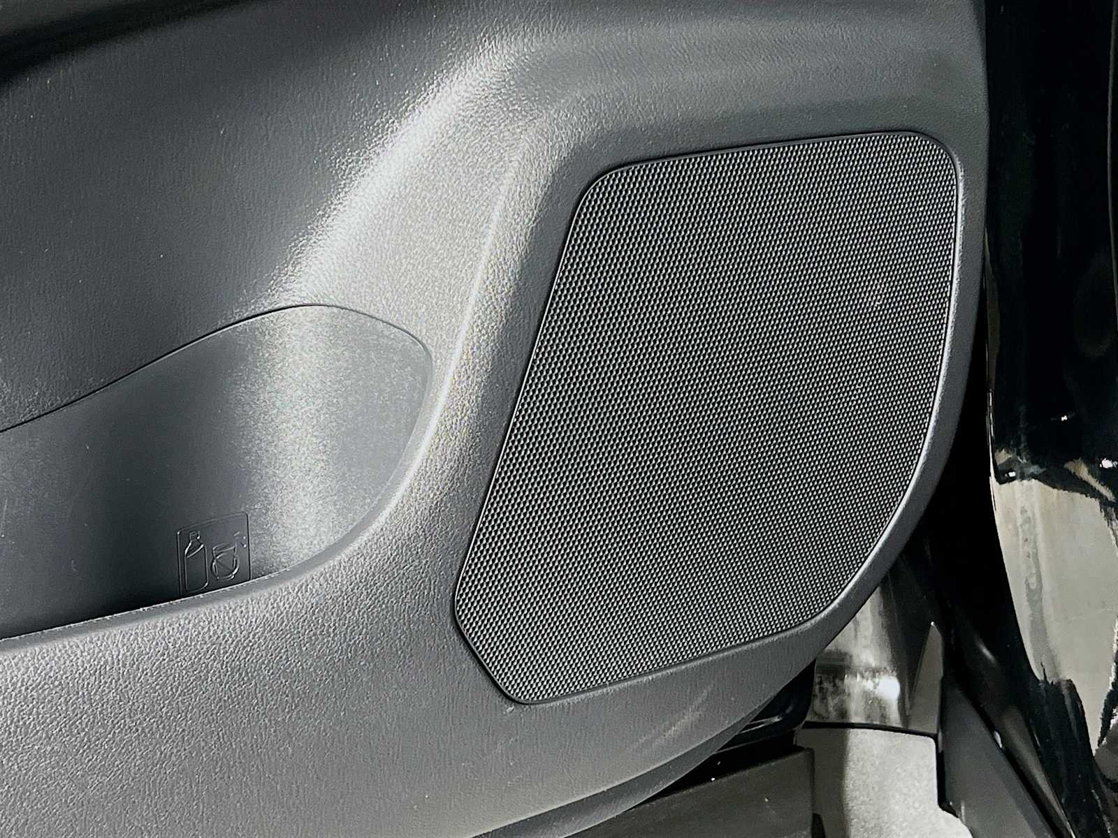 Used 2025 Midnight Black Metallic Toyota XLE image 18