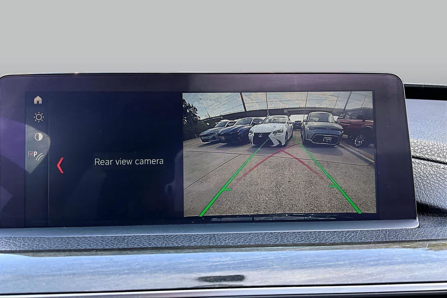 Used 2018 Black Sapphire Metallic BMW 330i xDrive image 28
