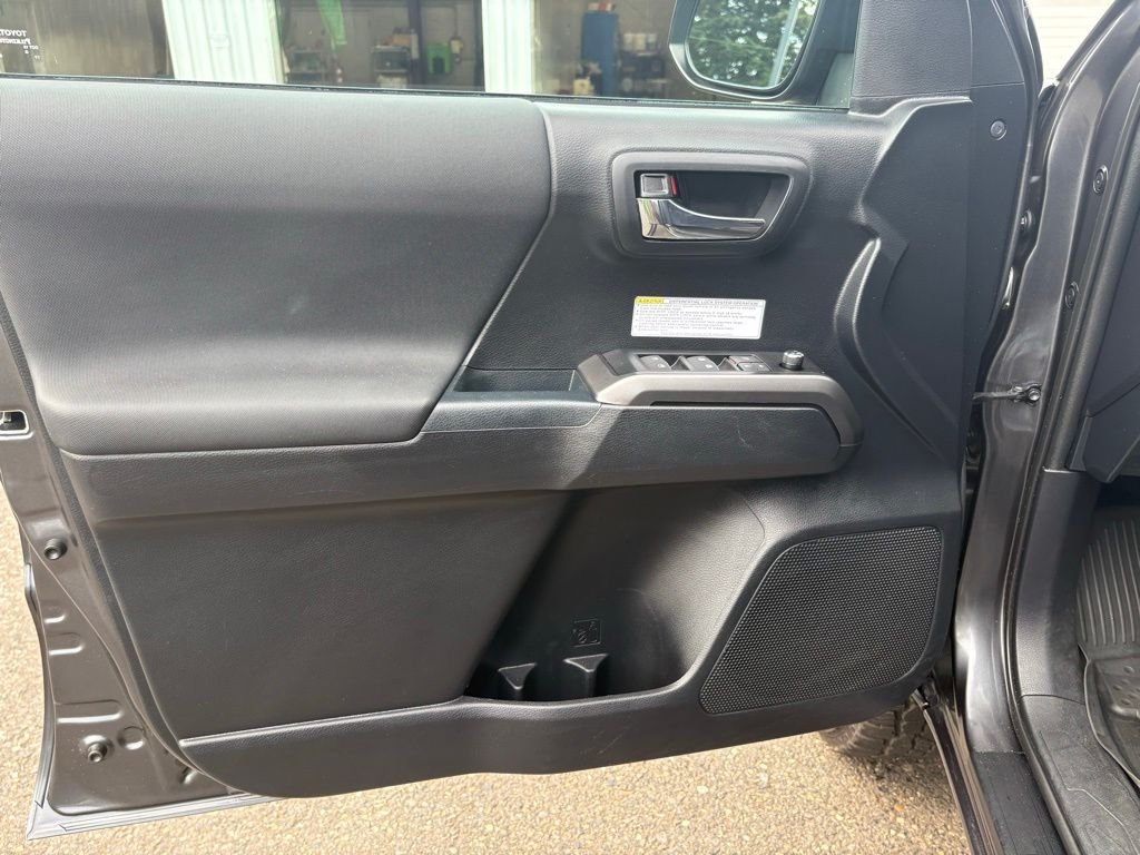 Used 2018 Gray Toyota TRD Off-Road image 11