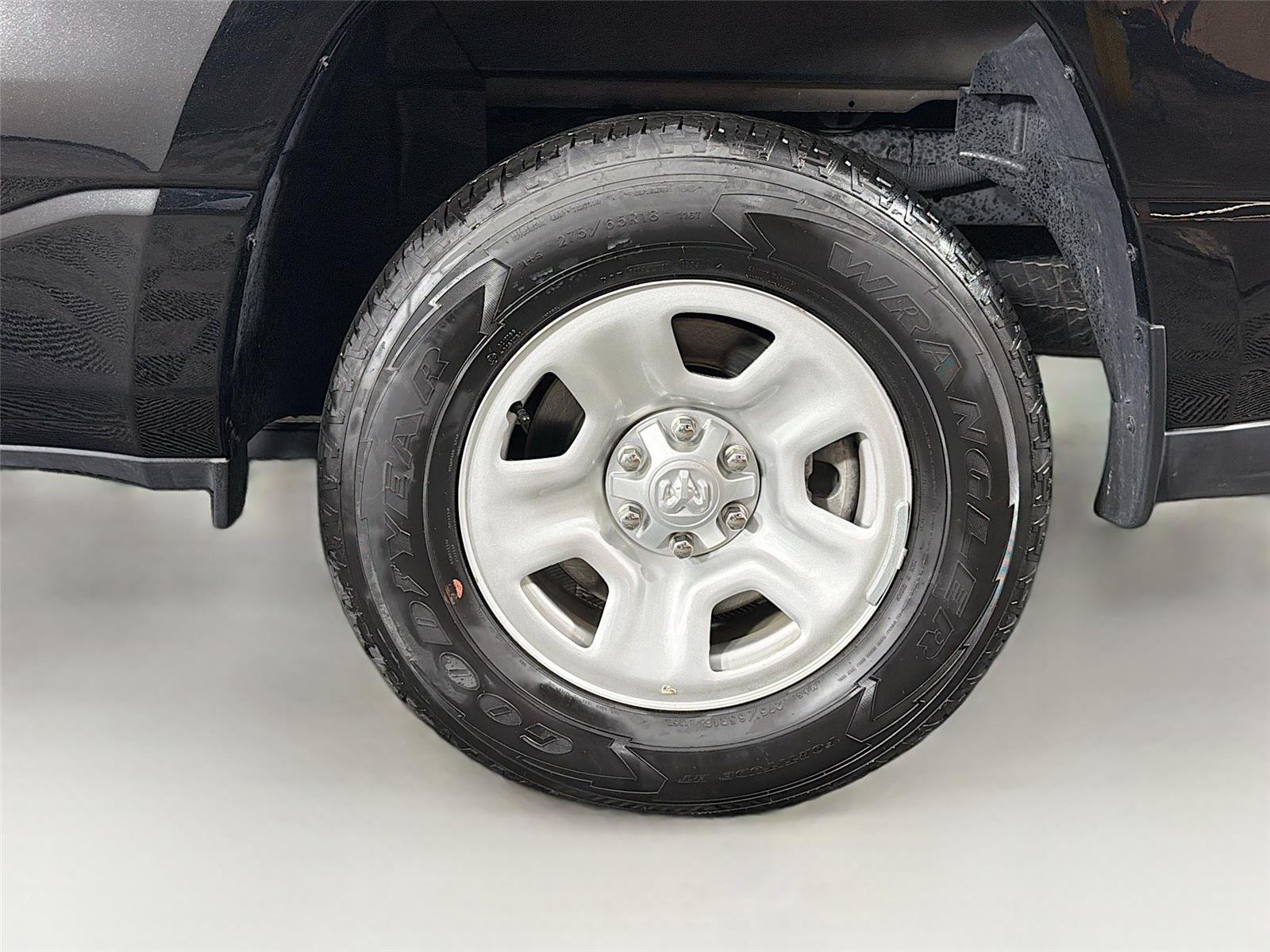 Used 2025  Ram Tradesman image 29