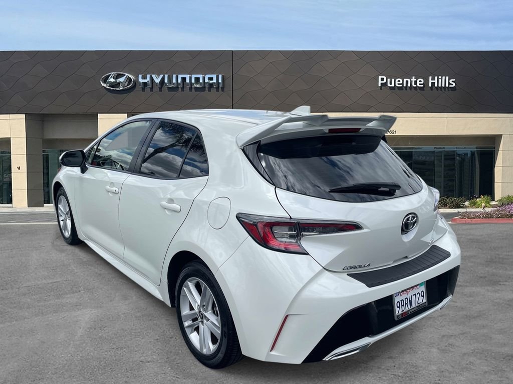 Used 2020 White Toyota SE image 4