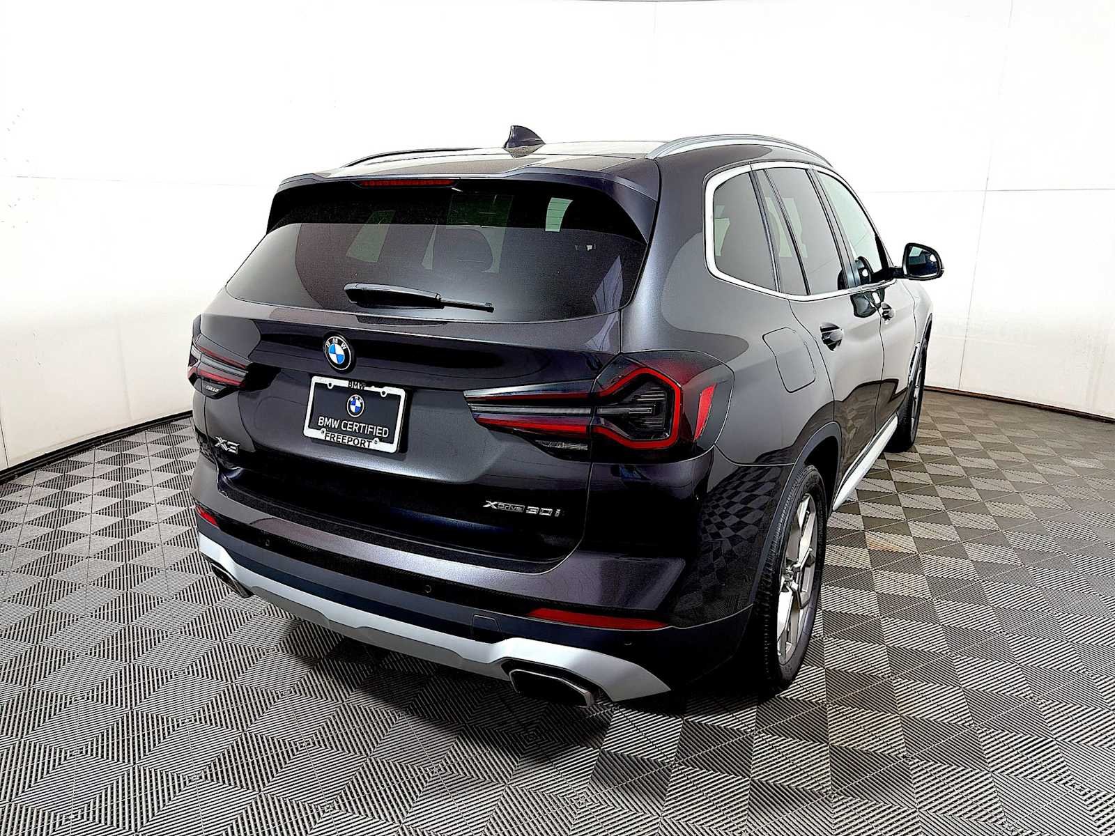 Certified Used 2024 Dark Graphite Metallic BMW xDrive30i image 6