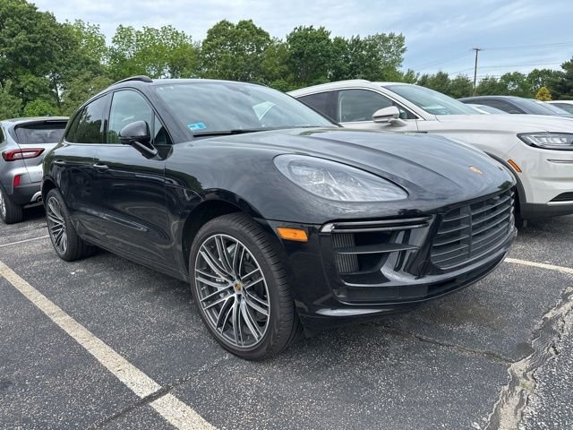 2021 Porsche Macan Turbo's photo