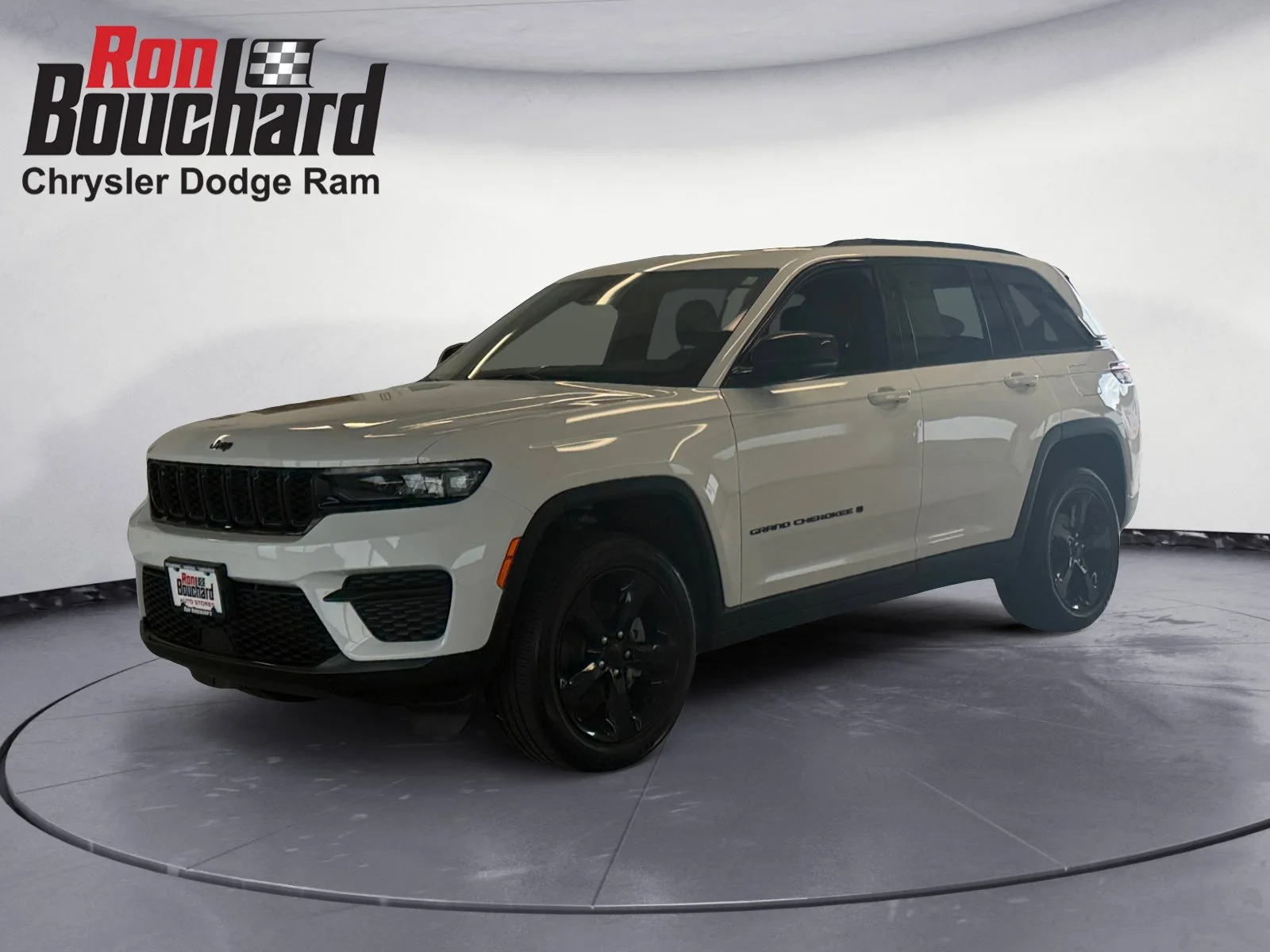 Used 2023 Bright White Clearcoat Jeep Altitude image 5