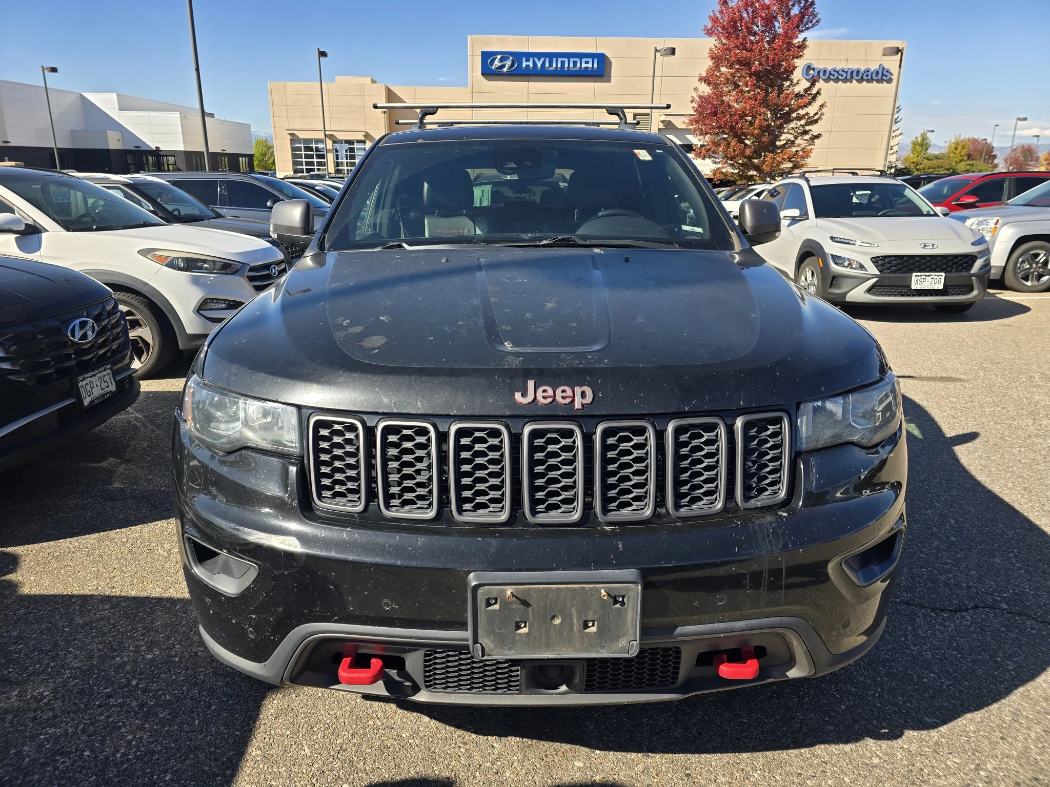 Used 2018 Diamond Black Crystal Pearlcoat Jeep Trailhawk image 20