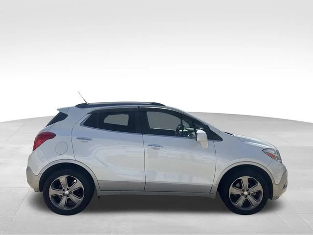 Used 2013 White Buick Leather image 7