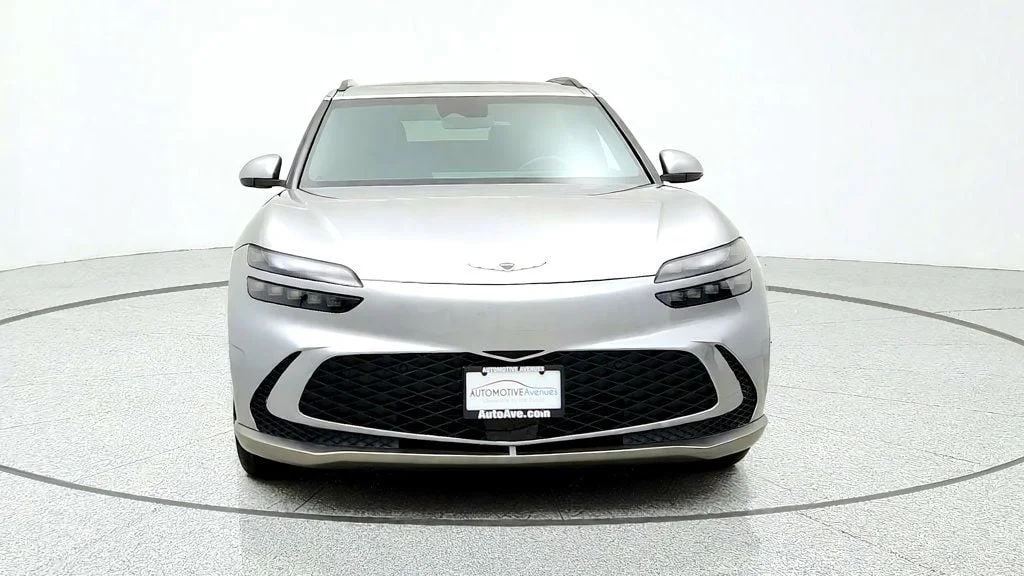Used 2025 Savile Silver Genesis Standard RWD image 2