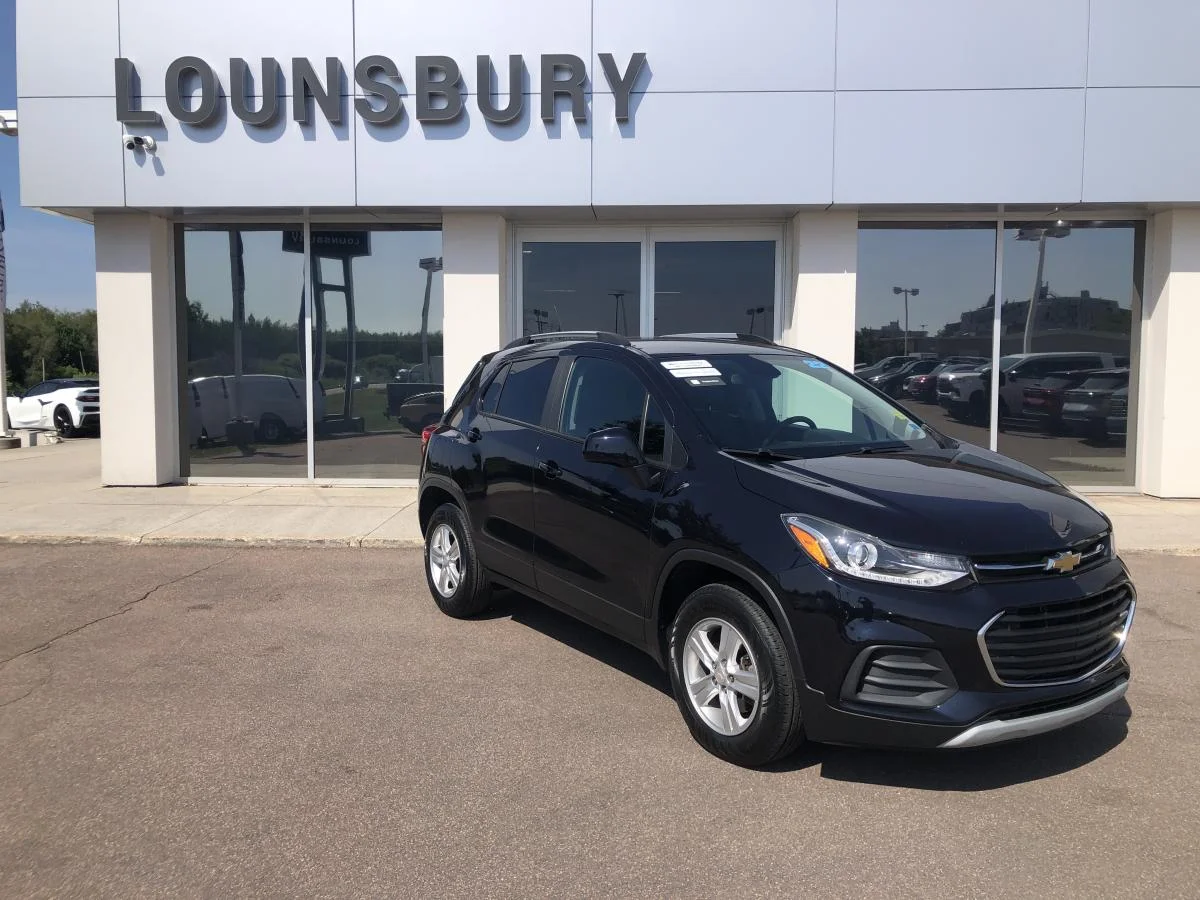 Used 2022 Blue Chevrolet Awd 4dr Lt image 1