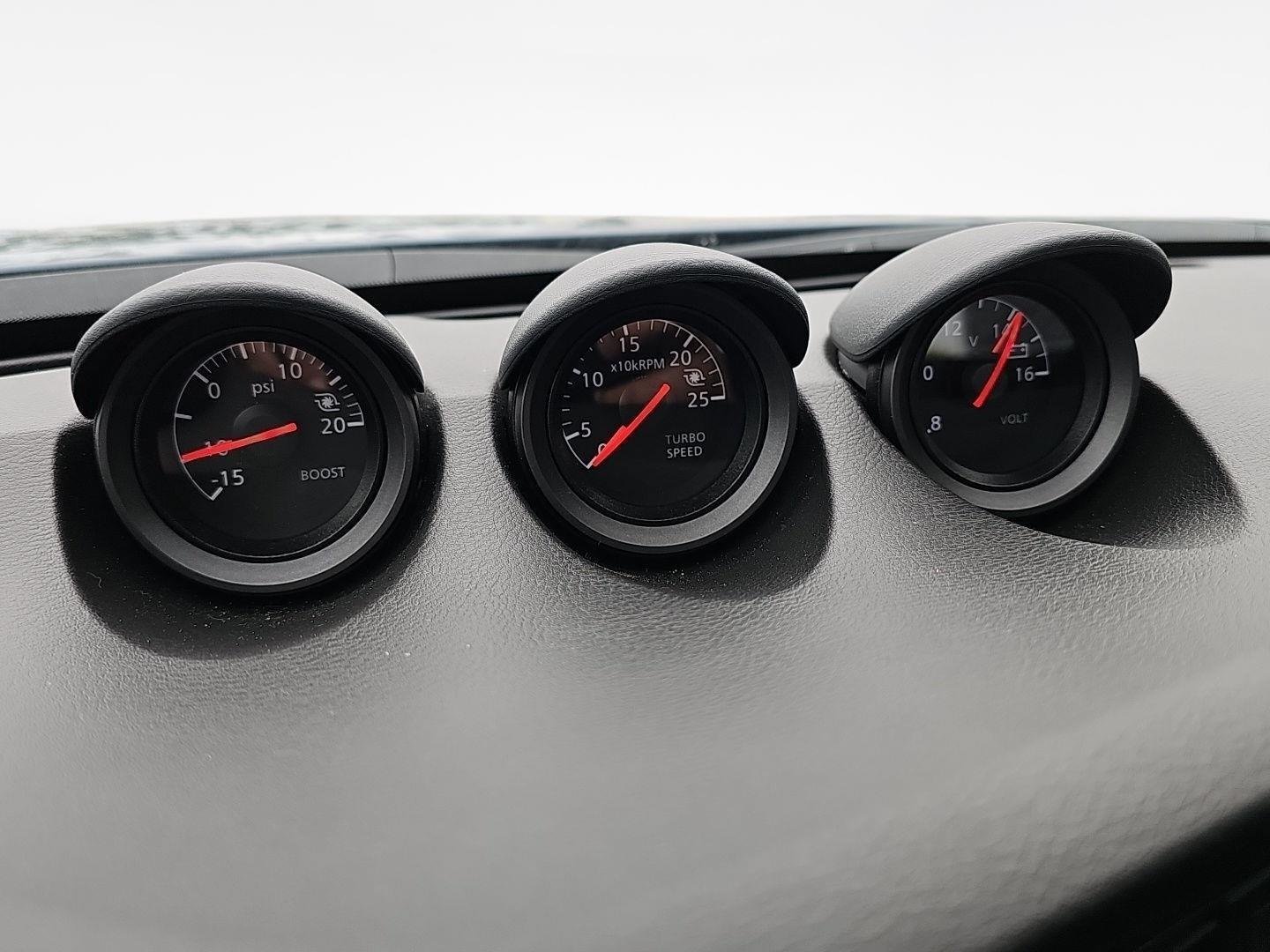 Used 2024 Stealth Gray/Super Black Nissan NISMO image 21