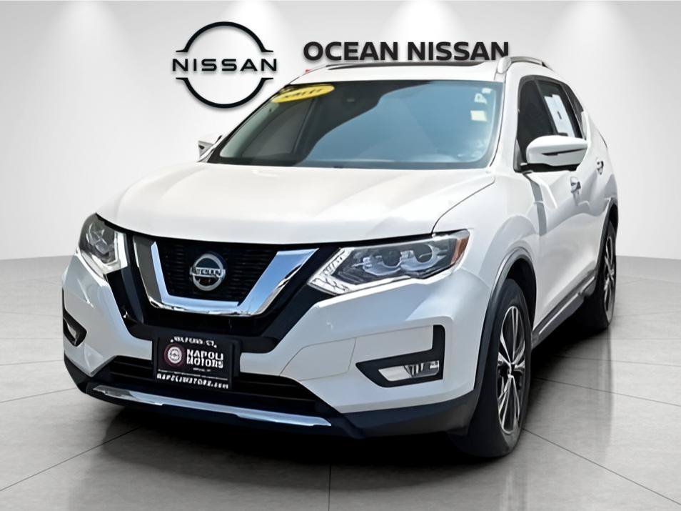 Used 2018 Pearl White Nissan SL image 1
